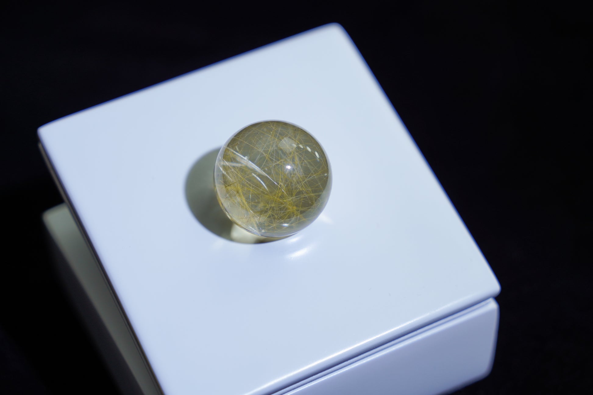 JOXOZP Golden Rutile Quartz – Energy Bunny for Wealth, Radiance & Manifestation