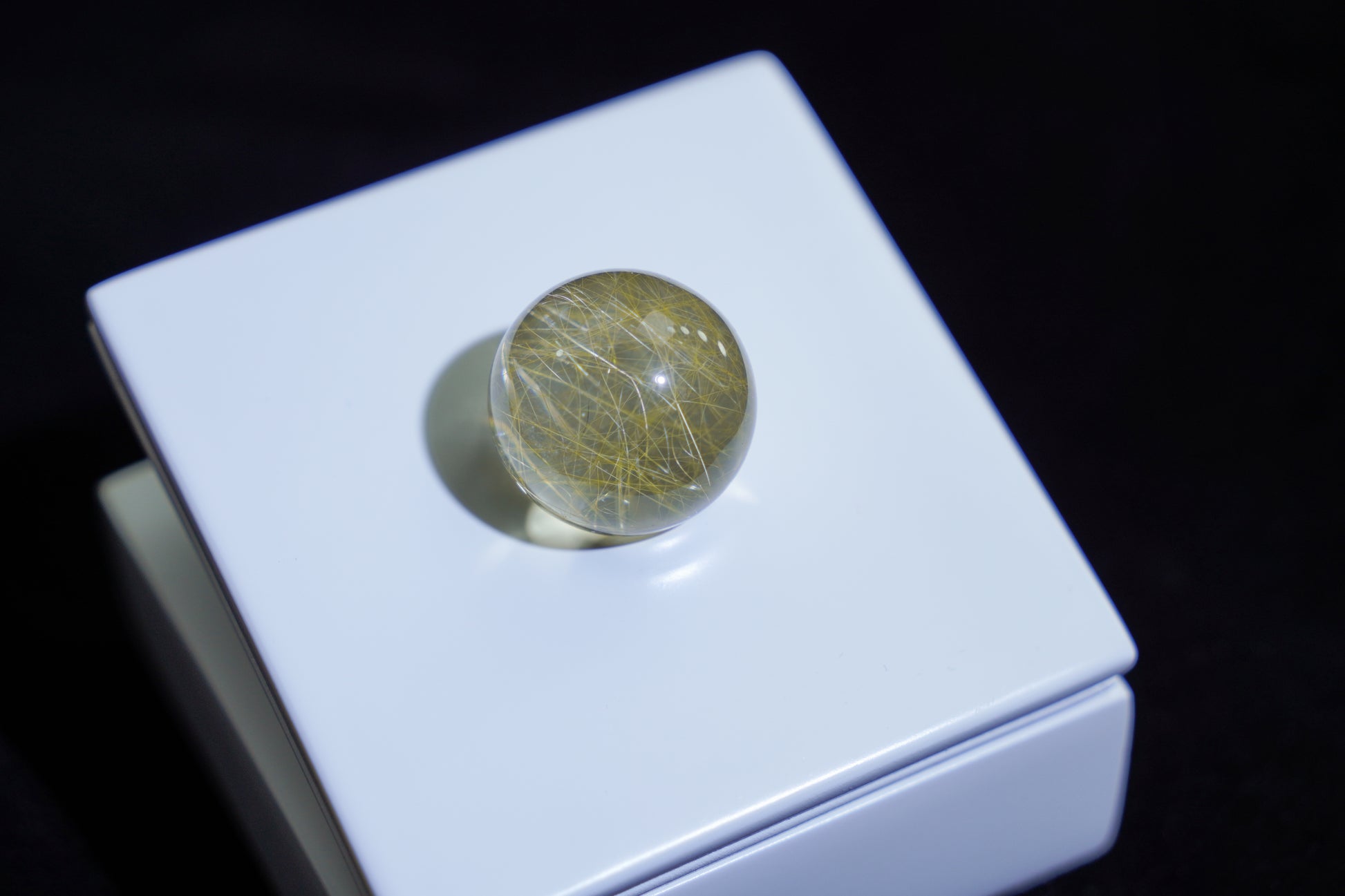 JOXOZP Golden Rutile Quartz – Energy Bunny for Wealth, Radiance & Manifestation